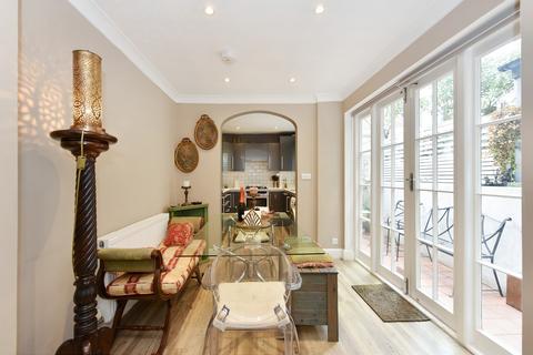 undefined, Donne Place, Kensington and Chelsea, London, SW3