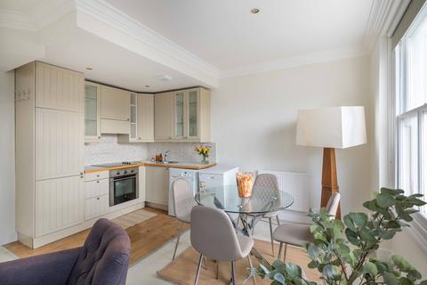 2 bedroom flat to rent, Redcliffe Gardens, Kensington and Chelsea, London, SW10