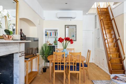3 bedroom flat to rent, Astwood Mews, South Kensington, Kensington and Chelsea, London, SW7