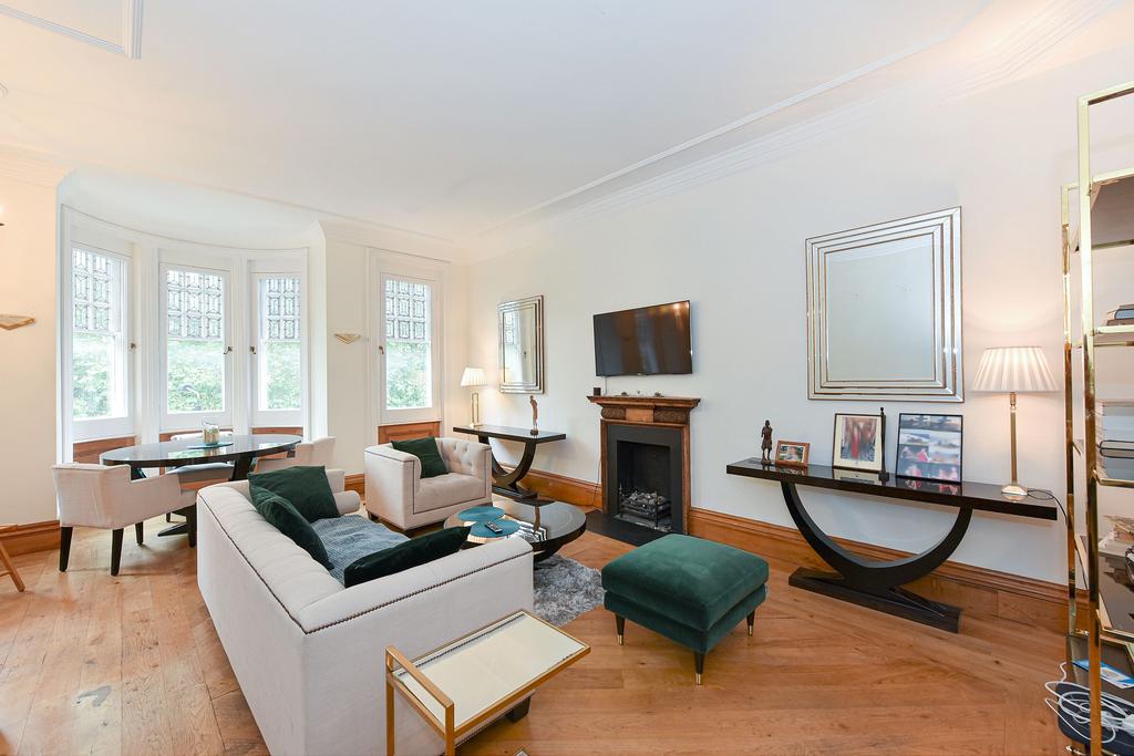 Apartment in London - View 2