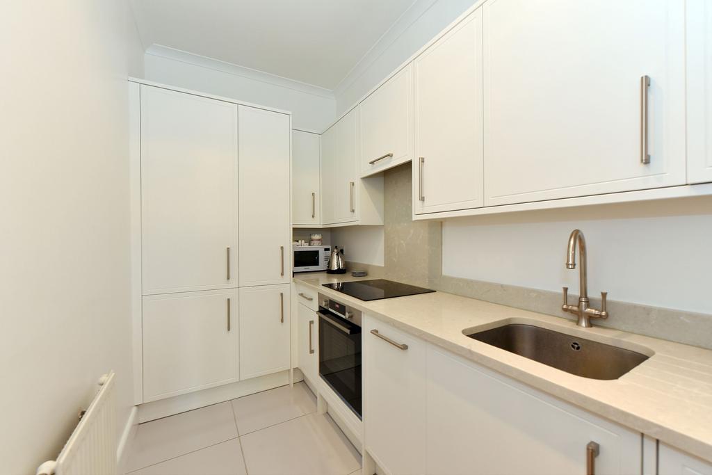 Apartment in London - View 4
