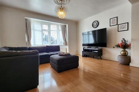 undefined, Peterborough Gardens, Ilford