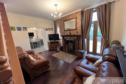 3 bedroom detached house for sale, Oakfield Terrace, Tonypandy, Rhondda Cynon Taff, CF40