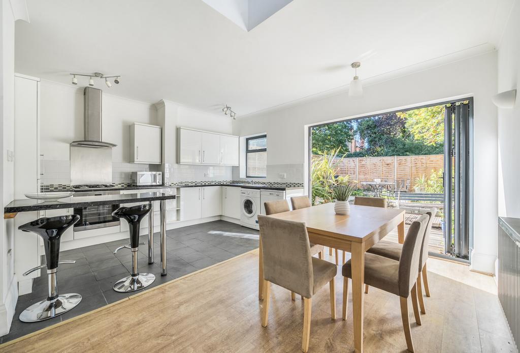 1344490-16-68b021...