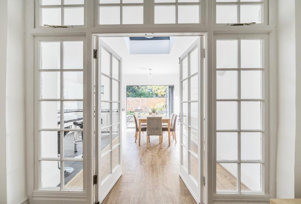 1344490-17-68b021...