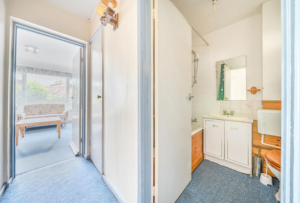 1329303 8 6881051...