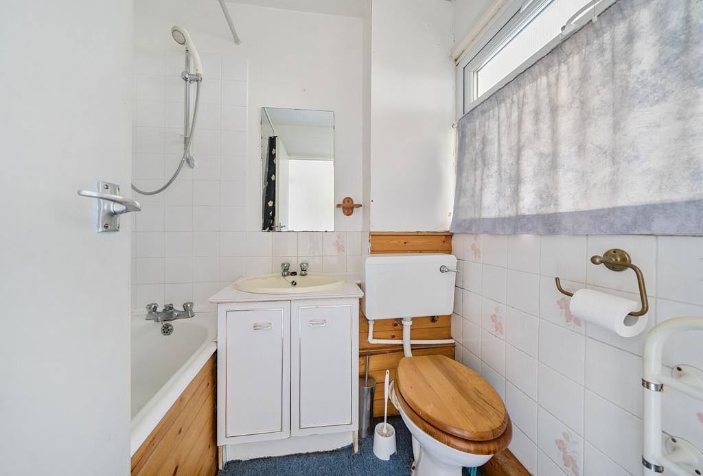 1329303 14 688105...