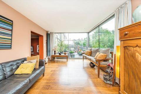36 Turret Grove, London, SW4 0ET