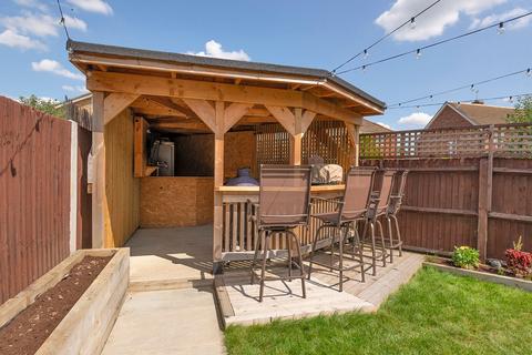 28 Fellmead, East Peckham, Tonbridge, TN12 5EQ