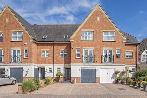 35 Abbey Drive, Dartford, DA2 7WP