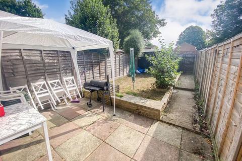 2 bedroom terraced house for sale, Havendale, Hedge End, SO30