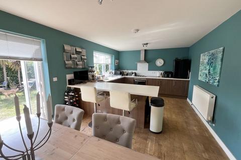 3 bedroom end of terrace house for sale, North Deal
