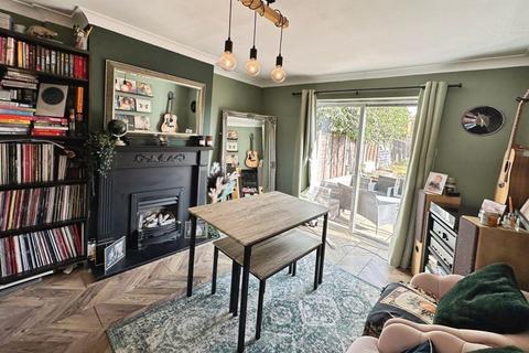 undefined, Gretton Crescent, Aldridge, WS9 0DY