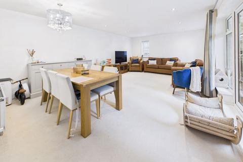 undefined, WHITE HILL CLOSE, CATERHAM