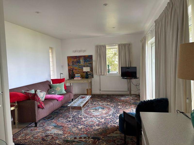 Photo 34