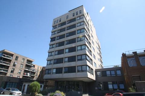 The Causeway, Worthing