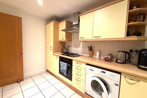 2 bedroom apartment for sale, Barrier Point Road, London