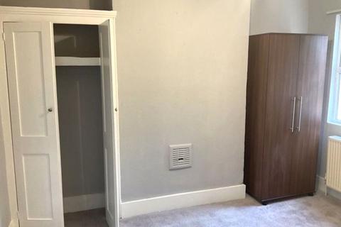 152 Woolwich Road, London, SE10 0LT