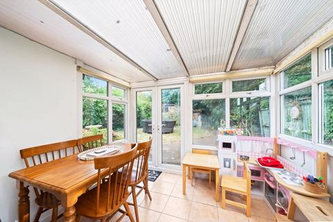 15a Chalgrove Road, Sutton, SM2 5JT