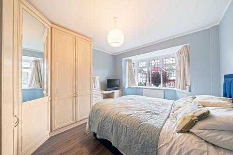 15a Chalgrove Road, Sutton, SM2 5JT