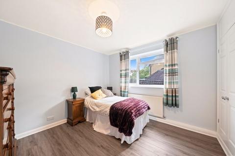 15a Chalgrove Road, Sutton, SM2 5JT