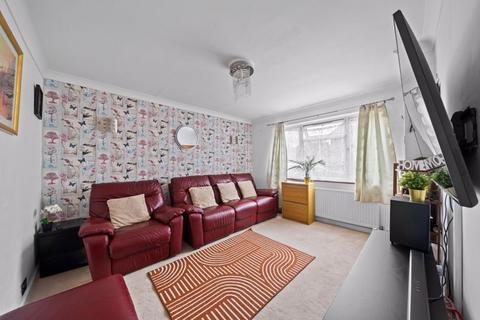 undefined, Arlington Drive, Carshalton
