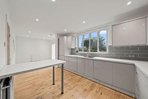 4 bedroom semi-detached house for sale, St. Philips Avenue, Worcester Park