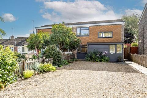 undefined, Barkham Close, Cheddington