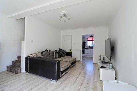 3 bedroom terraced house for sale, St Marys Close, South Benfleet
