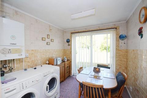 undefined, Holmside Avenue, Halfway