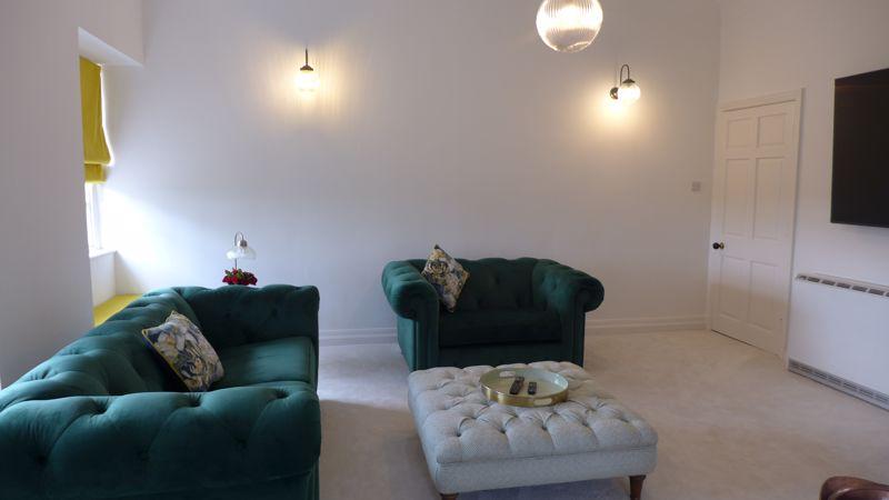 Lounge - Angle 3