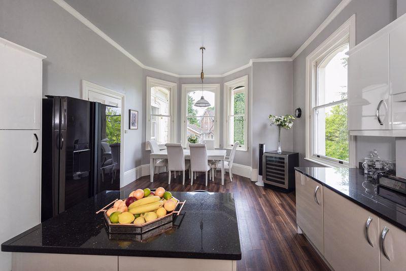 Kitchen-Breakfast