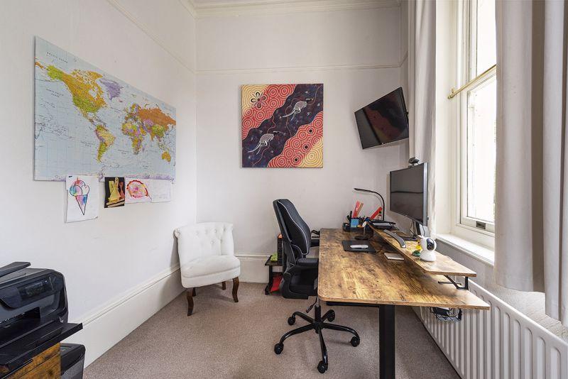 Bedroom 4/Study