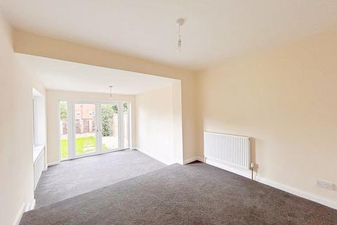 3 bedroom semi-detached house for sale, Blackfriars Avenue, Droitwich