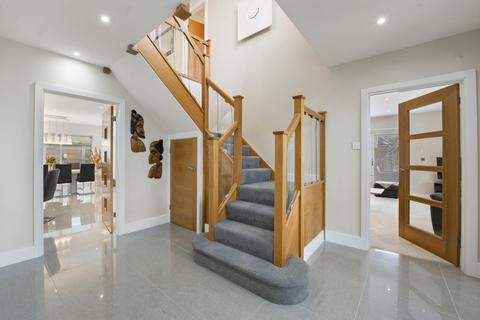 5 bedroom detached house for sale, Park Road, Temple Ewell, Dover, Kent, CT16