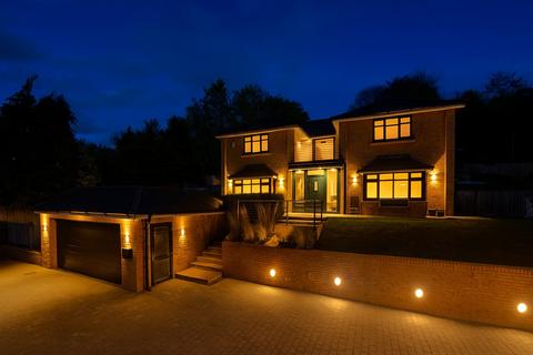 5 bedroom detached house for sale, Park Road, Temple Ewell, Dover, Kent, CT16