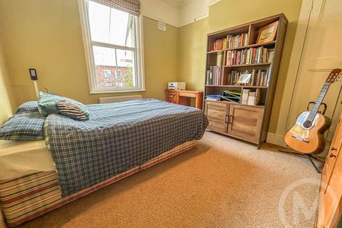 8 Derby Road, Poulton-le-fylde, FY6 7AF