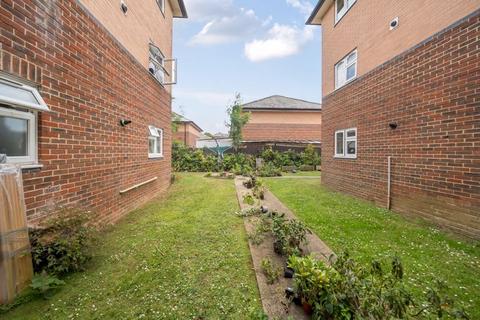 undefined, Leon Close, Oxford