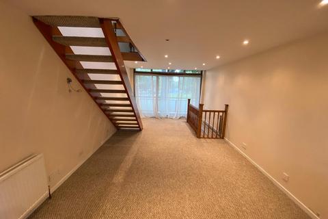 12, Ashmore Court Heston Road, Hounslow, TW5 0SW