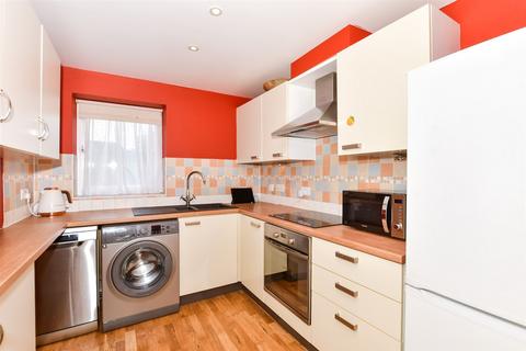 2 bedroom ground floor flat for sale, Lee Heights, Maidstone ME14