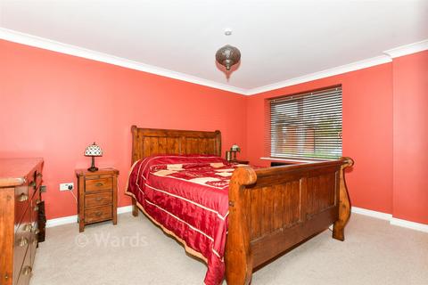 undefined, Lee Heights, Maidstone ME14