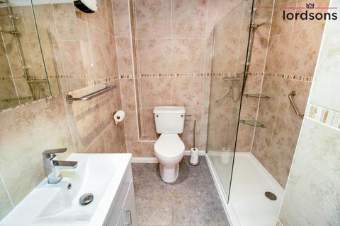 undefined, Rayleigh Road, Leigh-on-Sea, Essex, SS9 5PS