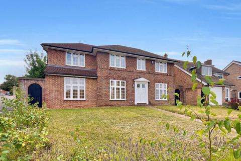Barnfield Road, Sanderstead, Surrey, CR2 0EZ