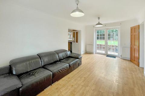 undefined, Barnfield Road, Sanderstead, Surrey, CR2 0EZ