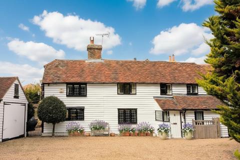 4 bedroom detached house for sale, Cranbrook Road, Goudhurst, Kent, TN17 1DX