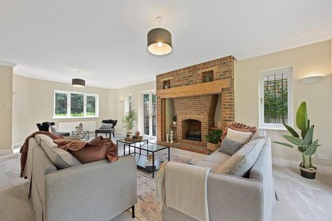 undefined, Rouse Court, Lower Road, Gerrards Cross