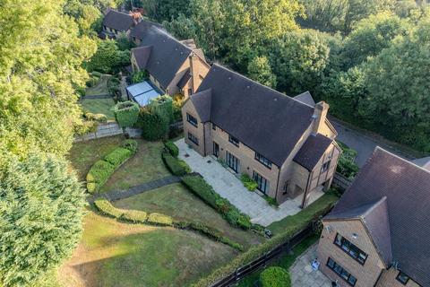 5 bedroom detached house for sale, Rouse Court, Lower Road, Gerrards Cross, SL9