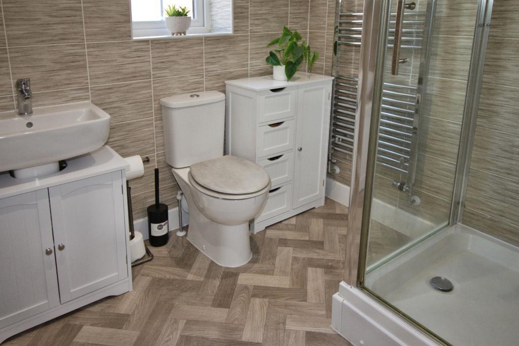 Master Ensuite