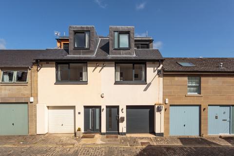 4 bedroom terraced house to rent, Dublin Street Lane South, Edinburgh, EH1
