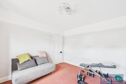 undefined, North Road East, Cheltenham